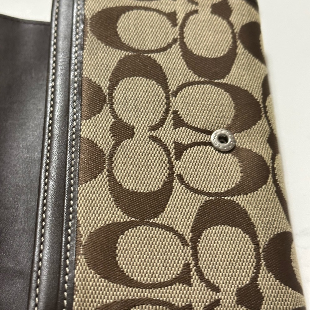 COACH WALLET/NWOT - Picture 2 of 10